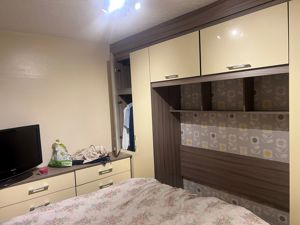 BEDROOM - click for photo gallery